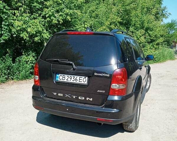 Чорний Cанг Йонг Rexton, об'ємом двигуна 2.7 л та пробігом 321 тис. км за 7500 $, фото 1 на Automoto.ua