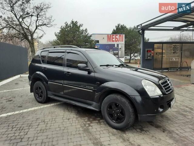 Чорний Cанг Йонг Rexton, об'ємом двигуна 2.7 л та пробігом 283 тис. км за 6750 $, фото 7 на Automoto.ua