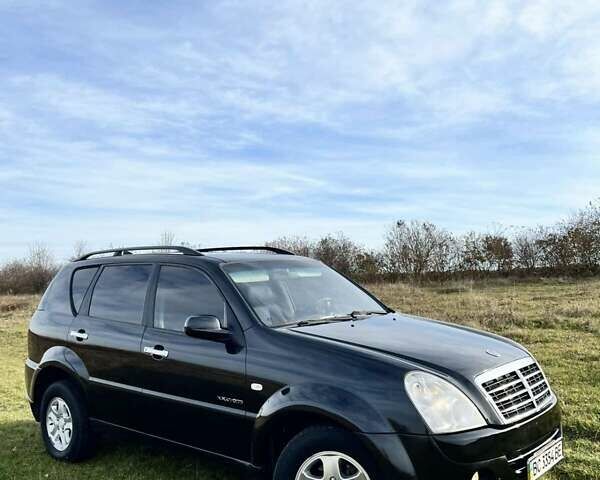 Черный Cанг Йонг Рекстон, объемом двигателя 2.7 л и пробегом 246 тыс. км за 6600 $, фото 9 на Automoto.ua