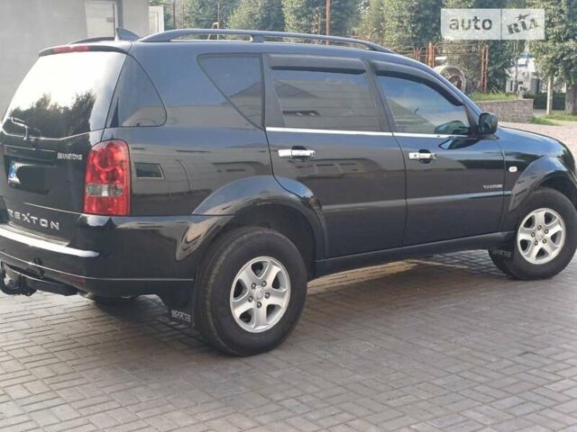 Чорний Cанг Йонг Rexton, об'ємом двигуна 2.7 л та пробігом 178 тис. км за 8300 $, фото 51 на Automoto.ua