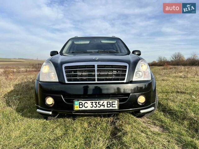 Черный Cанг Йонг Рекстон, объемом двигателя 2.7 л и пробегом 246 тыс. км за 6600 $, фото 15 на Automoto.ua