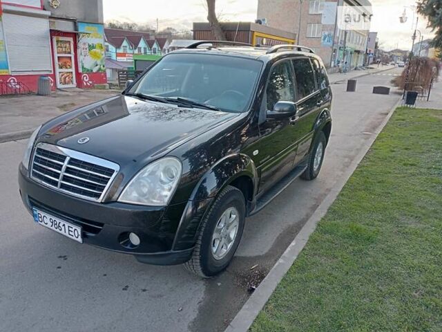 Чорний Cанг Йонг Rexton, об'ємом двигуна 2.7 л та пробігом 308 тис. км за 7900 $, фото 11 на Automoto.ua