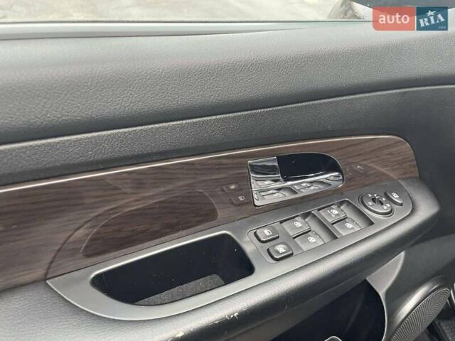 Чорний Cанг Йонг Rexton, об'ємом двигуна 2.7 л та пробігом 188 тис. км за 8650 $, фото 30 на Automoto.ua