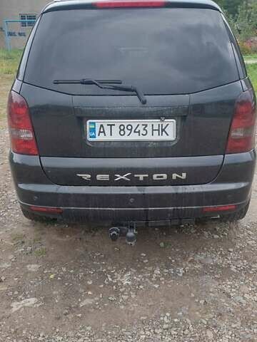 Чорний Cанг Йонг Rexton, об'ємом двигуна 2.7 л та пробігом 242 тис. км за 7500 $, фото 2 на Automoto.ua