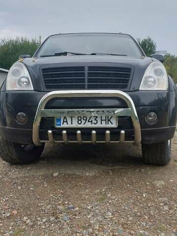 Чорний Cанг Йонг Rexton, об'ємом двигуна 2.7 л та пробігом 242 тис. км за 7500 $, фото 1 на Automoto.ua