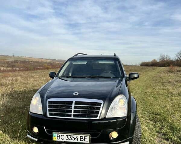 Черный Cанг Йонг Рекстон, объемом двигателя 2.7 л и пробегом 246 тыс. км за 6600 $, фото 24 на Automoto.ua