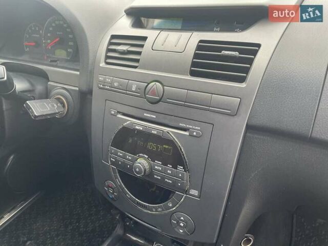 Чорний Cанг Йонг Rexton, об'ємом двигуна 2.7 л та пробігом 188 тис. км за 8650 $, фото 23 на Automoto.ua