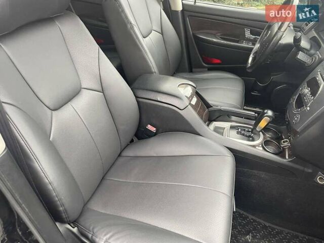 Чорний Cанг Йонг Rexton, об'ємом двигуна 2.7 л та пробігом 188 тис. км за 8650 $, фото 31 на Automoto.ua