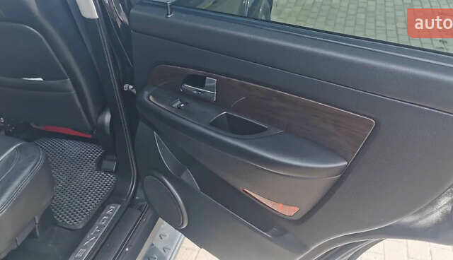 Чорний Cанг Йонг Rexton, об'ємом двигуна 2.7 л та пробігом 211 тис. км за 10700 $, фото 21 на Automoto.ua