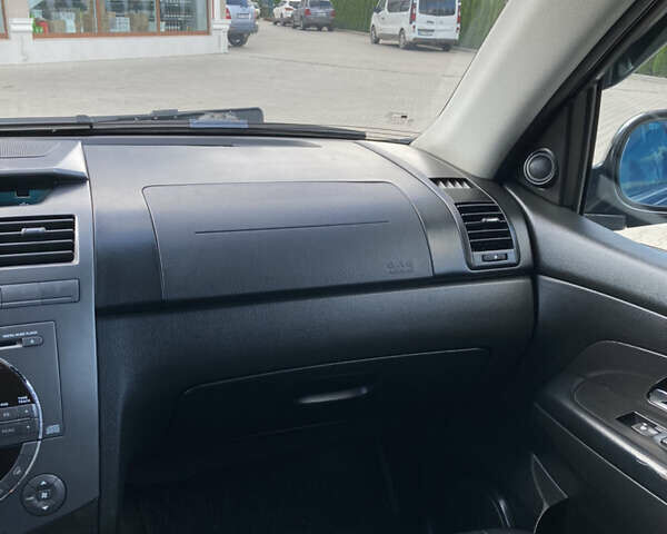 Чорний Cанг Йонг Rexton, об'ємом двигуна 2.7 л та пробігом 159 тис. км за 8900 $, фото 18 на Automoto.ua