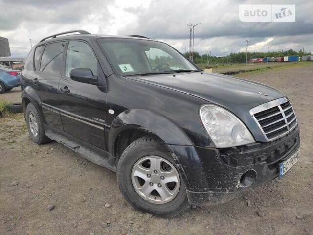 Чорний Cанг Йонг Rexton, об'ємом двигуна 2.7 л та пробігом 490 тис. км за 6000 $, фото 1 на Automoto.ua