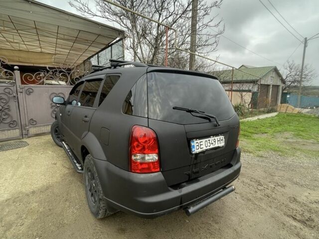 Чорний Cанг Йонг Rexton, об'ємом двигуна 2.7 л та пробігом 218 тис. км за 7500 $, фото 1 на Automoto.ua
