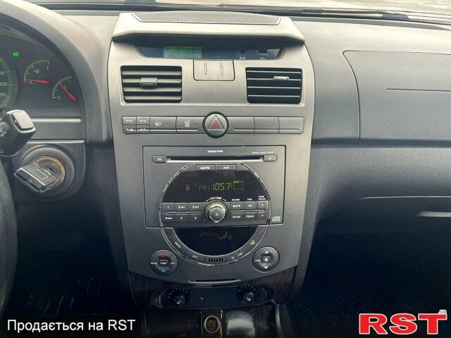 Черный Cанг Йонг Рекстон, объемом двигателя 2.7 л и пробегом 188 тыс. км за 7999 $, фото 8 на Automoto.ua