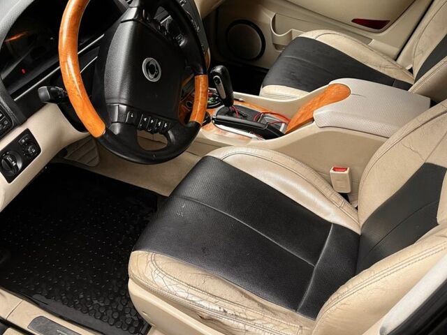 Чорний Cанг Йонг Rexton, об'ємом двигуна 2.7 л та пробігом 270 тис. км за 7000 $, фото 6 на Automoto.ua