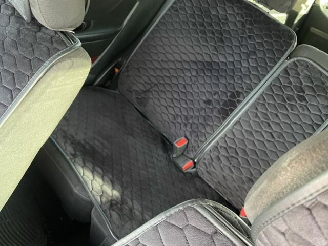 Чорний Cанг Йонг Rexton, об'ємом двигуна 2.7 л та пробігом 218 тис. км за 7500 $, фото 4 на Automoto.ua