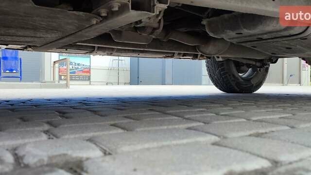 Черный Cанг Йонг Рекстон, объемом двигателя 2.7 л и пробегом 230 тыс. км за 8000 $, фото 18 на Automoto.ua