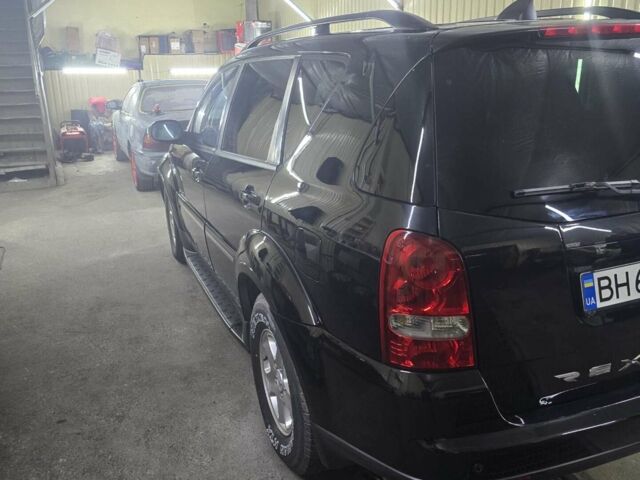 Чорний Cанг Йонг Rexton, об'ємом двигуна 2.7 л та пробігом 213 тис. км за 8200 $, фото 21 на Automoto.ua