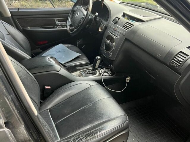 Чорний Cанг Йонг Rexton, об'ємом двигуна 2.7 л та пробігом 223 тис. км за 8500 $, фото 13 на Automoto.ua