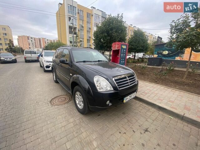 Чорний Cанг Йонг Rexton, об'ємом двигуна 2.7 л та пробігом 348 тис. км за 5999 $, фото 6 на Automoto.ua