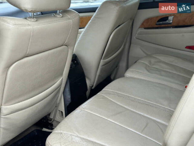 Чорний Cанг Йонг Rexton, об'ємом двигуна 2.7 л та пробігом 232 тис. км за 8400 $, фото 9 на Automoto.ua