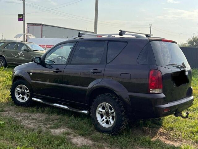 Чорний Cанг Йонг Rexton, об'ємом двигуна 2.7 л та пробігом 150 тис. км за 5000 $, фото 2 на Automoto.ua