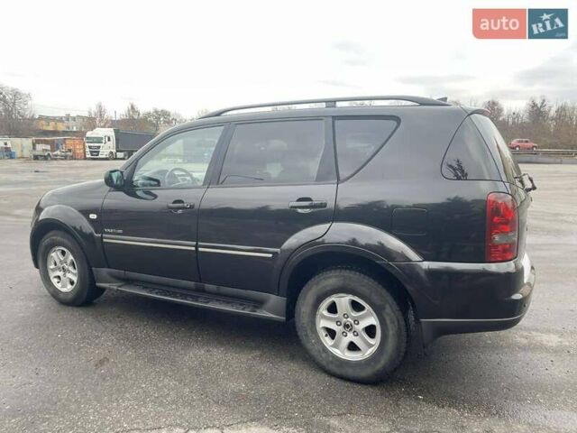 Чорний Cанг Йонг Rexton, об'ємом двигуна 2.7 л та пробігом 188 тис. км за 8650 $, фото 8 на Automoto.ua