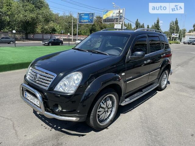 Чорний Cанг Йонг Rexton, об'ємом двигуна 2.7 л та пробігом 149 тис. км за 6999 $, фото 1 на Automoto.ua