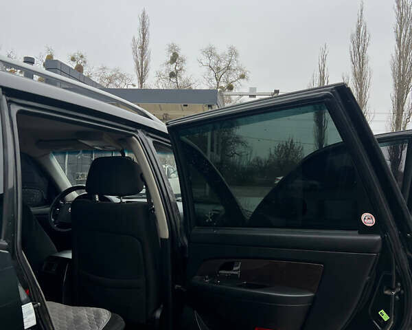 Черный Cанг Йонг Рекстон, объемом двигателя 2.7 л и пробегом 318 тыс. км за 8700 $, фото 8 на Automoto.ua