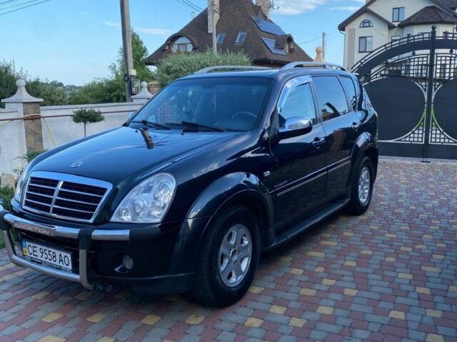 Черный Cанг Йонг Рекстон, объемом двигателя 2.7 л и пробегом 244 тыс. км за 9900 $, фото 1 на Automoto.ua