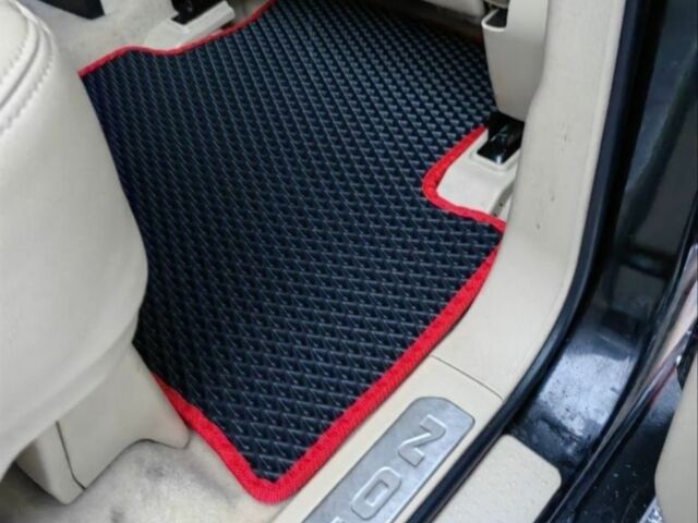 Черный Cанг Йонг Рекстон, объемом двигателя 2.7 л и пробегом 62 тыс. км за 10000 $, фото 3 на Automoto.ua