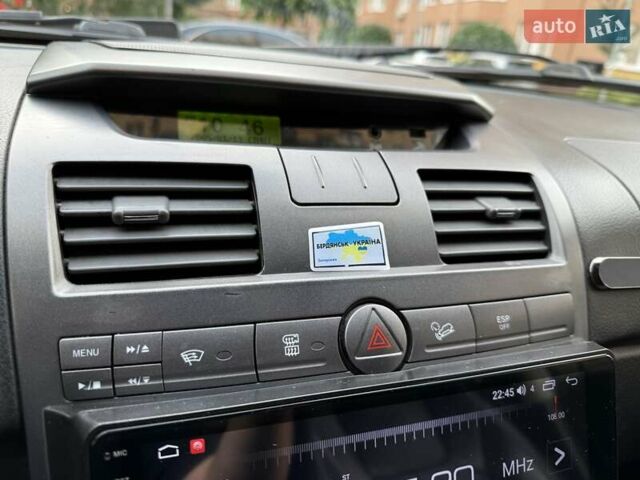 Черный Cанг Йонг Рекстон, объемом двигателя 2.7 л и пробегом 150 тыс. км за 7300 $, фото 45 на Automoto.ua