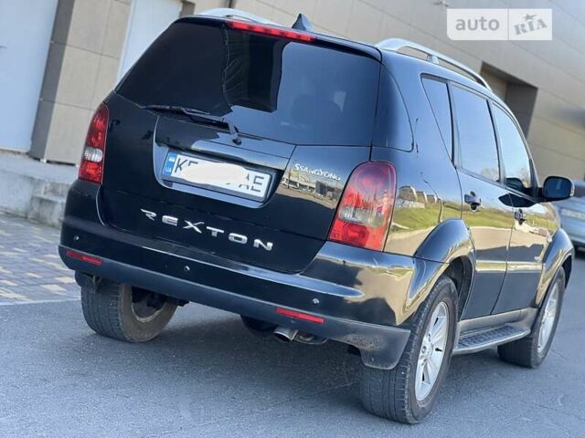 Чорний Cанг Йонг Rexton, об'ємом двигуна 2.7 л та пробігом 193 тис. км за 7999 $, фото 6 на Automoto.ua