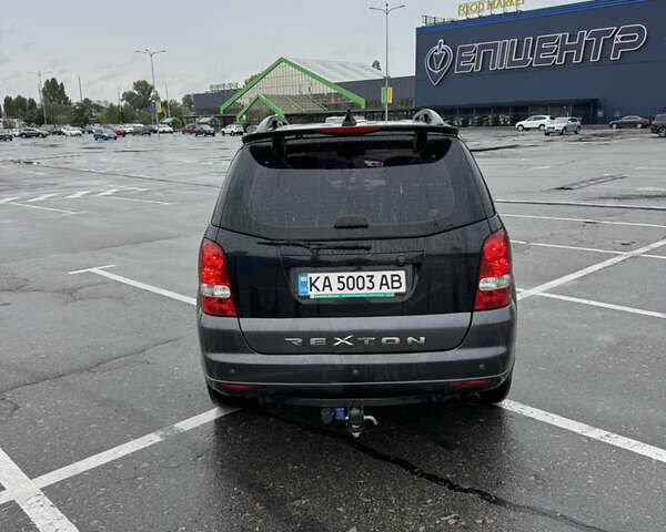 Чорний Cанг Йонг Rexton, об'ємом двигуна 2.7 л та пробігом 298 тис. км за 9800 $, фото 5 на Automoto.ua