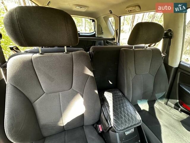 Cанг Йонг Rexton 2010 у Києві на Automoto.ua Чорний Cанг Йонг Rexton, об'ємом двигуна 2.7 л та пробігом 224 тис. км за 8900 $, фото 44 на Automoto.ua