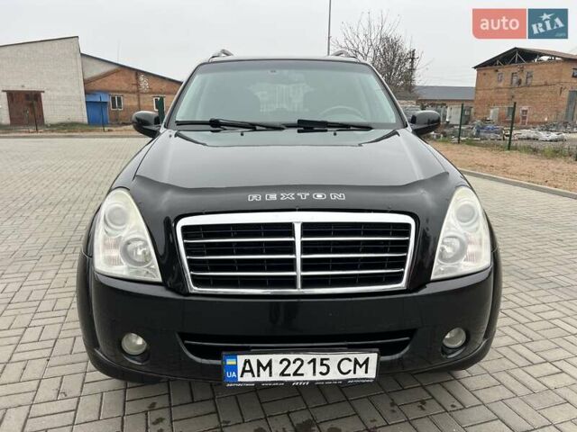 Чорний Cанг Йонг Rexton, об'ємом двигуна 2.7 л та пробігом 229 тис. км за 7500 $, фото 5 на Automoto.ua