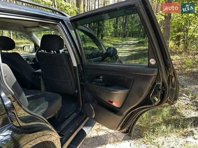 Cанг Йонг Rexton 2010 у Києві на Automoto.ua Чорний Cанг Йонг Rexton, об'ємом двигуна 2.7 л та пробігом 224 тис. км за 8900 $, фото 28 на Automoto.ua