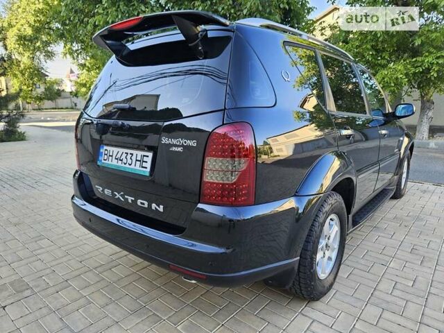 Чорний Cанг Йонг Rexton, об'ємом двигуна 2.7 л та пробігом 157 тис. км за 9900 $, фото 21 на Automoto.ua