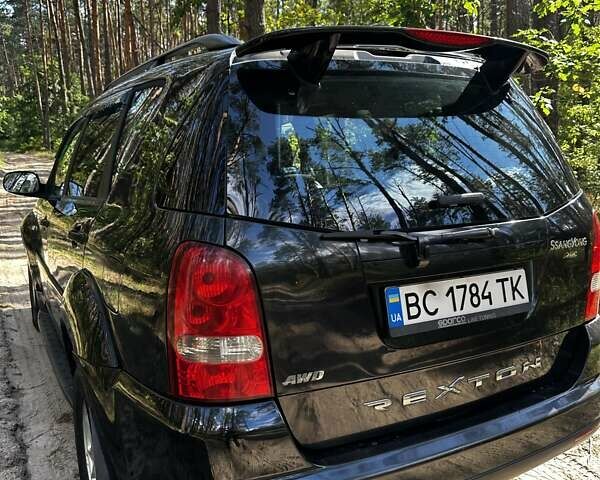 Cанг Йонг Rexton 2010 у Києві на Automoto.ua Чорний Cанг Йонг Rexton, об'ємом двигуна 2.7 л та пробігом 224 тис. км за 8900 $, фото 1 на Automoto.ua