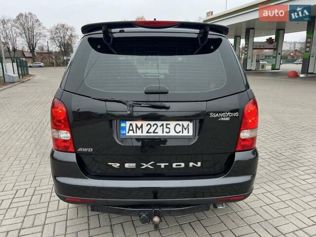Чорний Cанг Йонг Rexton, об'ємом двигуна 2.7 л та пробігом 229 тис. км за 7500 $, фото 2 на Automoto.ua