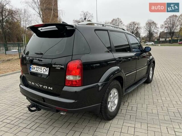 Чорний Cанг Йонг Rexton, об'ємом двигуна 2.7 л та пробігом 229 тис. км за 7500 $, фото 3 на Automoto.ua