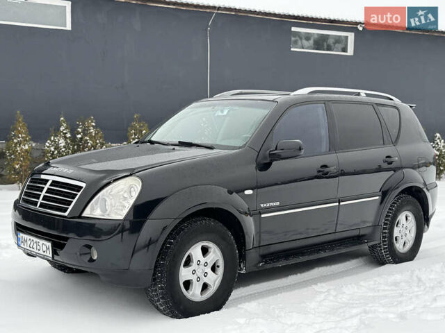 Чорний Cанг Йонг Rexton, об'ємом двигуна 2.7 л та пробігом 230 тис. км за 8499 $, фото 2 на Automoto.ua