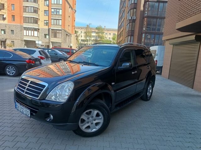 Чорний Cанг Йонг Rexton, об'ємом двигуна 2.7 л та пробігом 152 тис. км за 9700 $, фото 14 на Automoto.ua