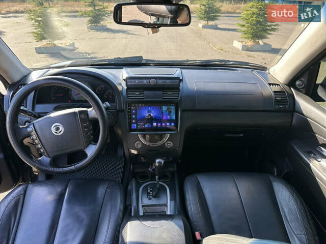 Cанг Йонг Рекстон 2011 в Одессе на Automoto.ua Черный Cанг Йонг Рекстон, объемом двигателя 2.7 л и пробегом 221 тыс. км за 10300 $, фото 4 на Automoto.ua