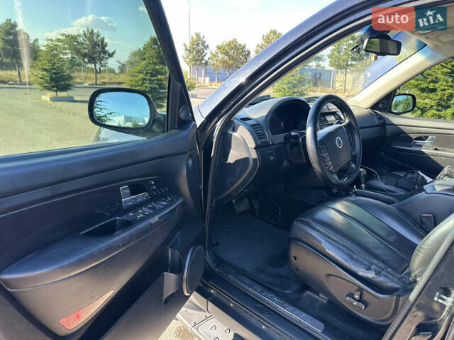 Cанг Йонг Рекстон 2011 в Одессе на Automoto.ua Черный Cанг Йонг Рекстон, объемом двигателя 2.7 л и пробегом 221 тыс. км за 10300 $, фото 9 на Automoto.ua