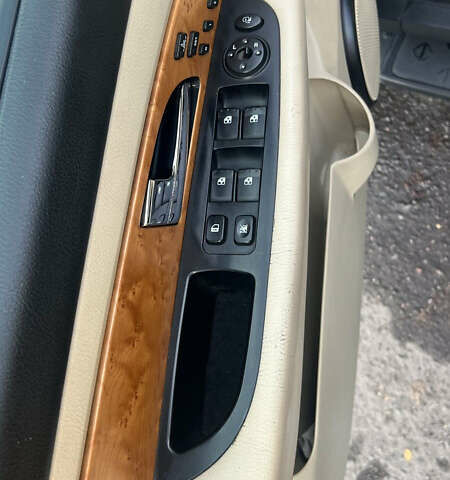 Чорний Cанг Йонг Rexton, об'ємом двигуна 2.7 л та пробігом 220 тис. км за 11000 $, фото 11 на Automoto.ua