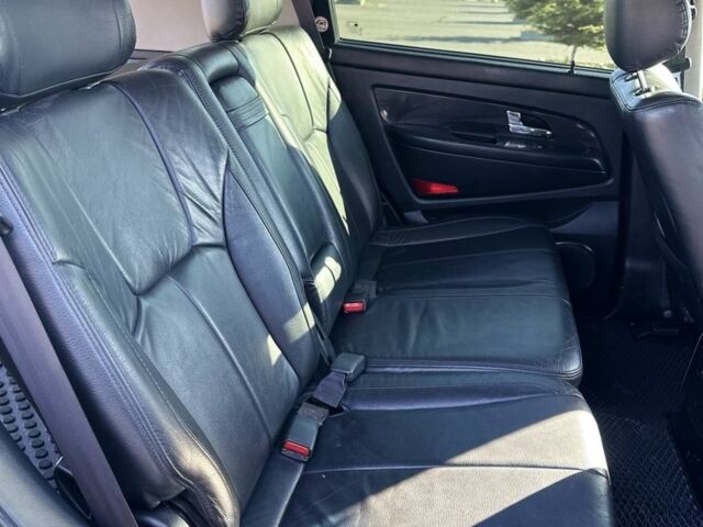 Чорний Cанг Йонг Rexton, об'ємом двигуна 2.7 л та пробігом 221 тис. км за 10800 $, фото 15 на Automoto.ua