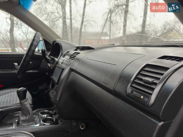 Чорний Cанг Йонг Rexton, об'ємом двигуна 2.7 л та пробігом 185 тис. км за 7999 $, фото 45 на Automoto.ua