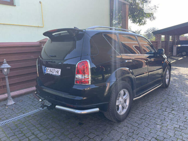 Черный Cанг Йонг Рекстон, объемом двигателя 2.7 л и пробегом 275 тыс. км за 10100 $, фото 4 на Automoto.ua