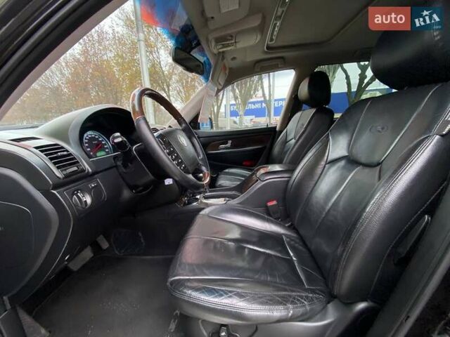 Черный Cанг Йонг Рекстон, объемом двигателя 2.7 л и пробегом 201 тыс. км за 10900 $, фото 9 на Automoto.ua