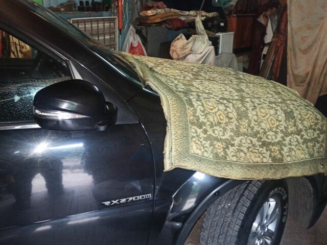 Черный Cанг Йонг Рекстон, объемом двигателя 2.7 л и пробегом 95 тыс. км за 17000 $, фото 8 на Automoto.ua